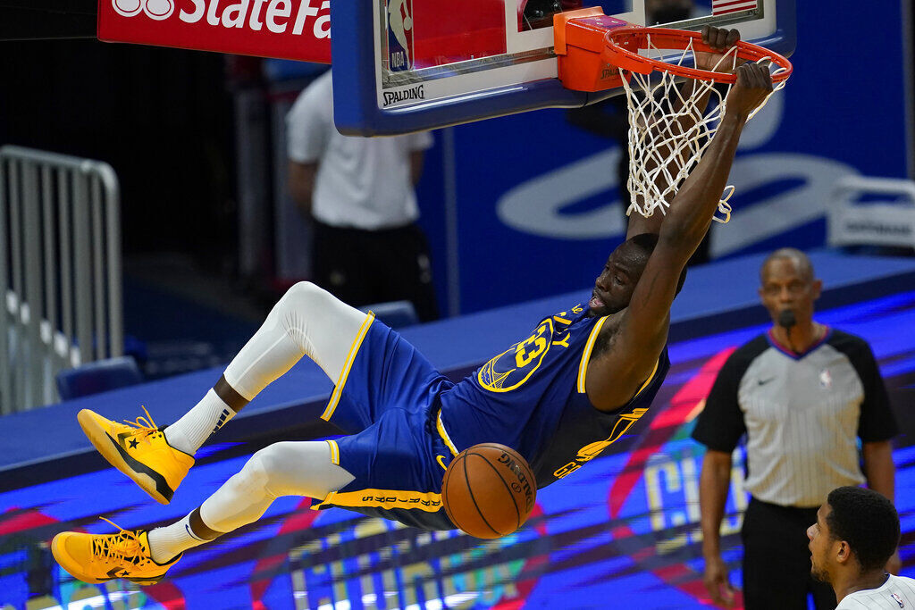 APTOPIX Magic Warriors Basketball